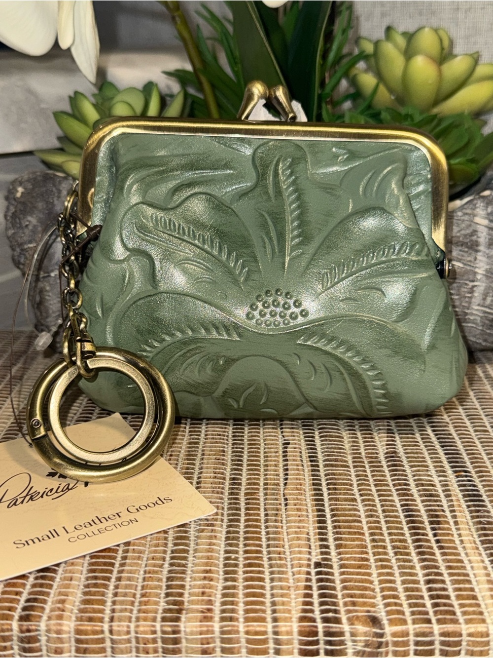 NWT Patricia Nash Small Embossed Leather Purse in Sage Green - Pretty 💚